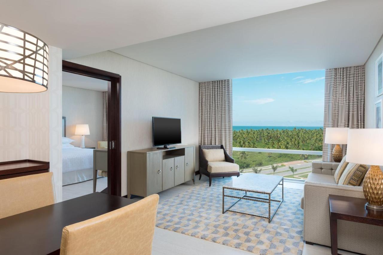 Sheraton Reserva Do Paiva Cabo de Santo Agostinho Kültér fotó A suite at the Hilton Cancun Resort
